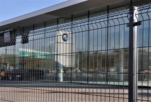 Wide Range of Applications for Panel Fencing