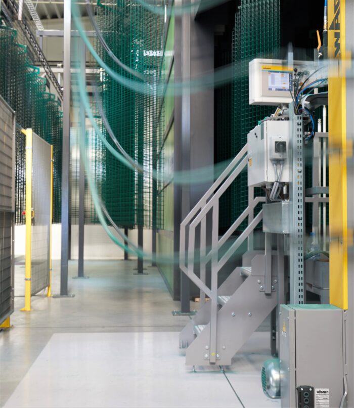 A fully automated paint line from a leading manufacturer in Europe.